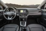 Hyundai Elantra Limited 2018 года (NA)